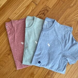 Men’s large Abercrombie & Fitch t-shirts